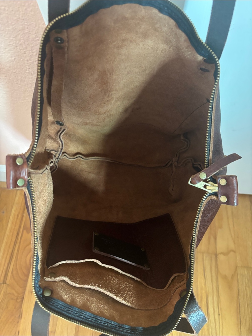 Portland leather goods medium tote bag - Picture 3 of 12